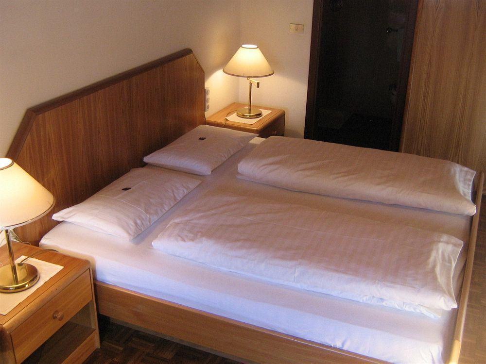 Appartements Pension Sonia Фунес Экстерьер фото